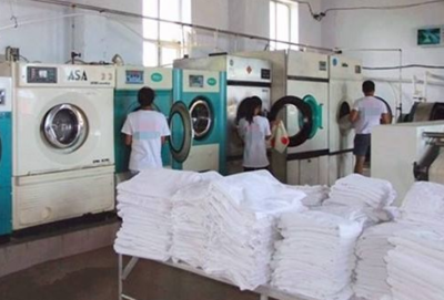 洗滌布草設(shè)備使用時加熱與否分析